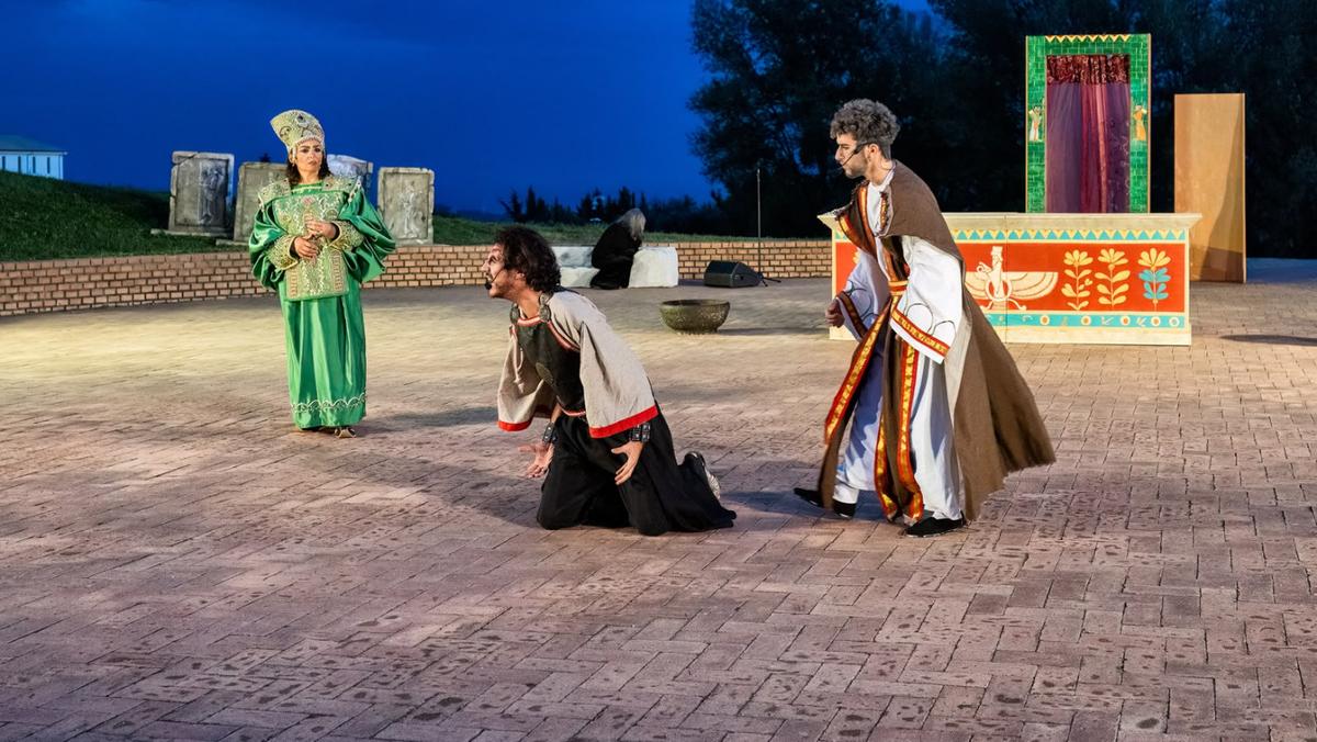 Sirolo: il 7 agosto il Teatro di Calabria “Aroldo Tieri” porta in scena la tragedia degli sconfitti