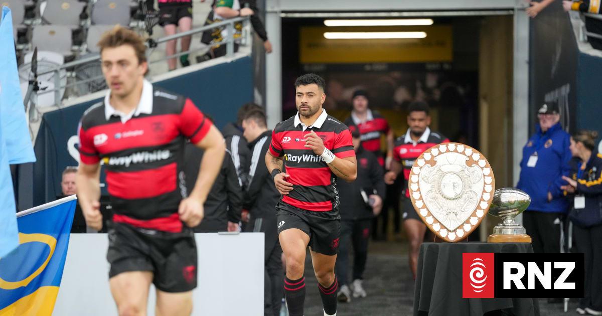 Canterbury Reclaims Ranfurly Shield with 19-15 Victory Over Otago in Dunedin