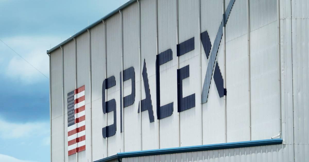 Vietnam's VinSpace signs deal with Elon Musk's SpaceX to launch its first satellites in 2027